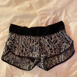 Black and white Lululemon shorts